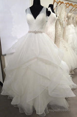 2025 New Arrival Sweetheart Organza Ruffles Backless Pleated Ball Dresses