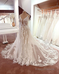 Gorgeous Spaghetti-Straps Lace Wedding Dress Tulle Sleeveless Bridal Gowns