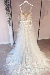 Long A-Line Appliques Lace Spaghetti Straps Sweetheart Tulle Wedding Dress
