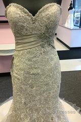 Luxurious Beaded Sweetheart Mermaid Court Train Wedding Dress Lace Embroidery