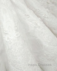 New Arrival V Neck Cap Sleeve Beads Crystals Mermaid Wedding Dress Lace Applique
