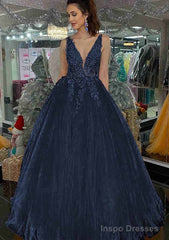 Princess V Neck Long/Floor-Length Tulle Prom Dresses With Appliqued