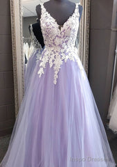 Princess V Neck Long/Floor-Length Tulle Prom Dresses With Appliqued Lace