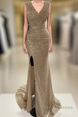 Sheath / Column Evening Prom Dress Sparkle & Shine Dress Cocktail Party Sweep / Brush Train Sleeveless V Neck Sequined With Glitter Ruched Slit